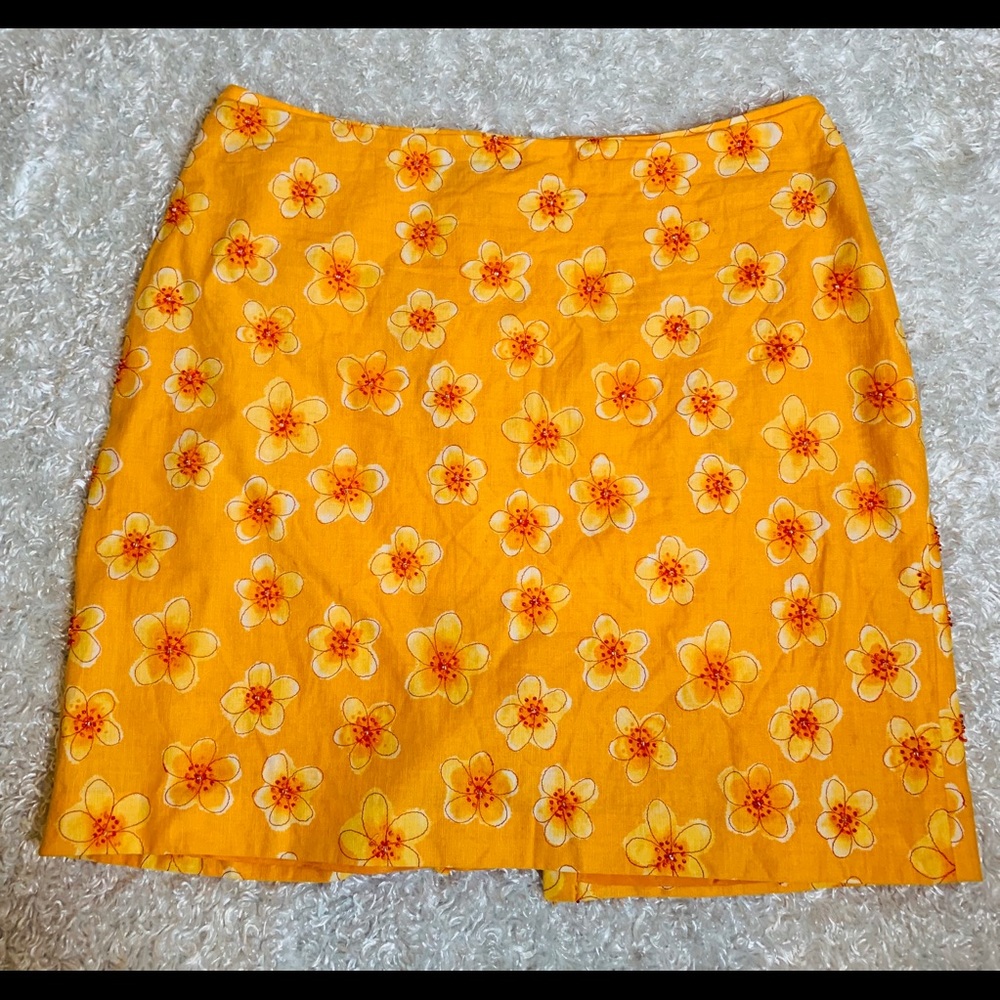 🍒 Muse Sz 12 flower beaded skirt, lined